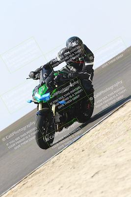 media/Sep-20-2025-TrackDaz (Sat) [[27f0cde673]]/C Group/1140am (Turn 2)/